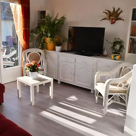 Agreable Et Calme Nocleg ze śniadaniem *