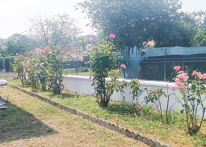 Agreable Et Calme 住宿加早餐酒店 *