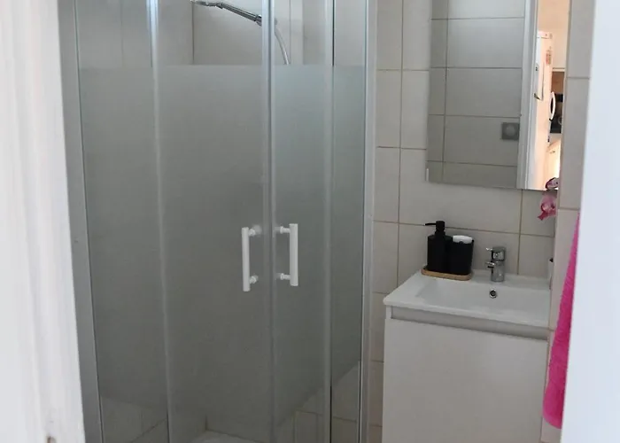 Agreable Et Calme 住宿加早餐酒店 *